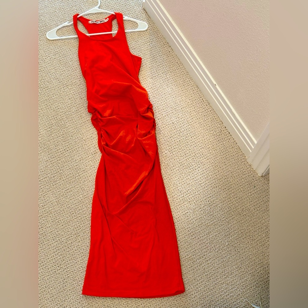 Michael Stars cinched side form fitting below the knee above the ankle dress